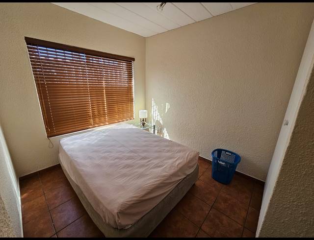 3 BEDROOM FLAT TO LET IN VAALPARK